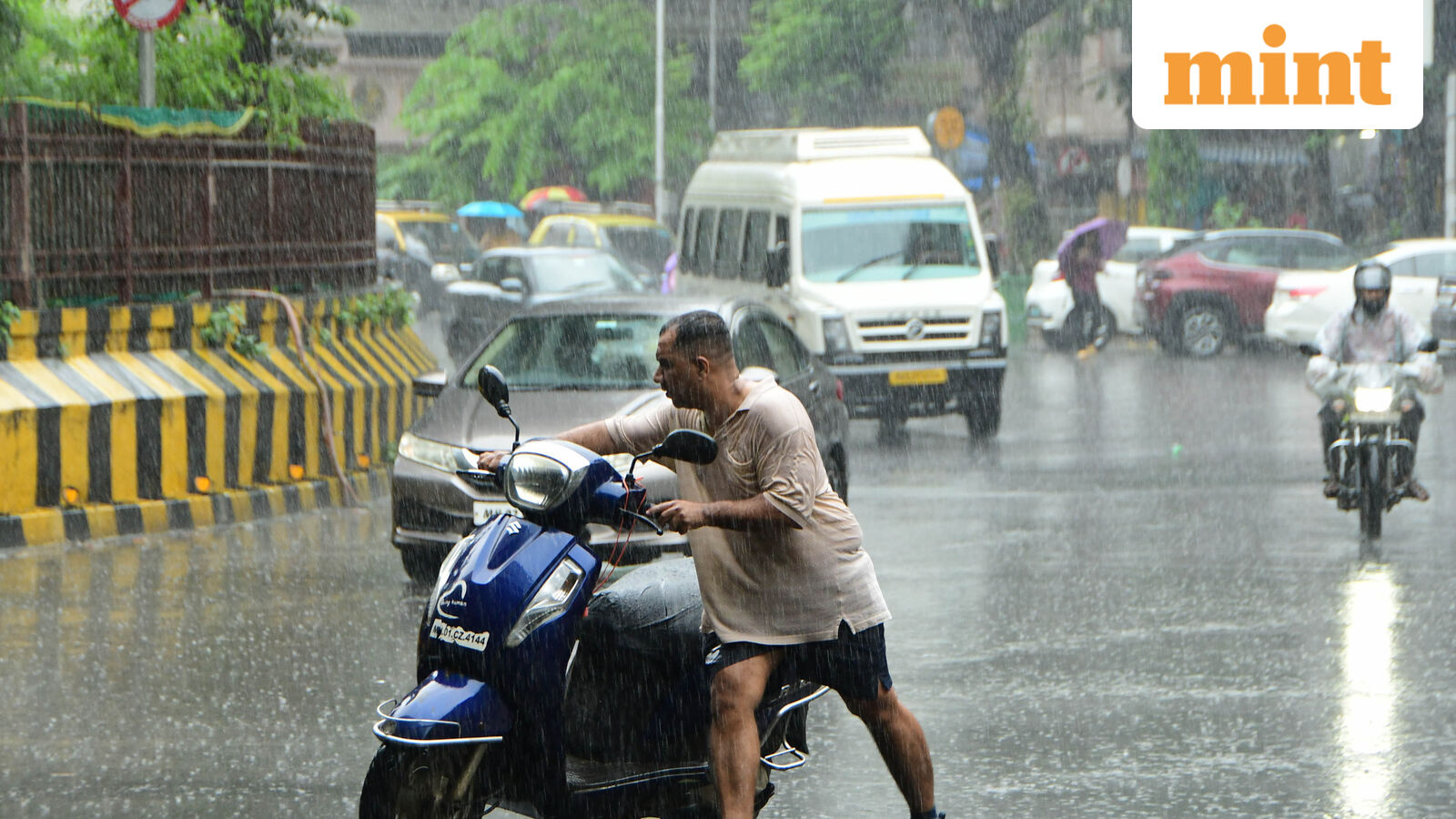 Weather forecast today LIVE: Heavy rainfall likely in Delhi, Haryana, Jharkhand; IMD predicts thunderstorm in Tamil Nadu