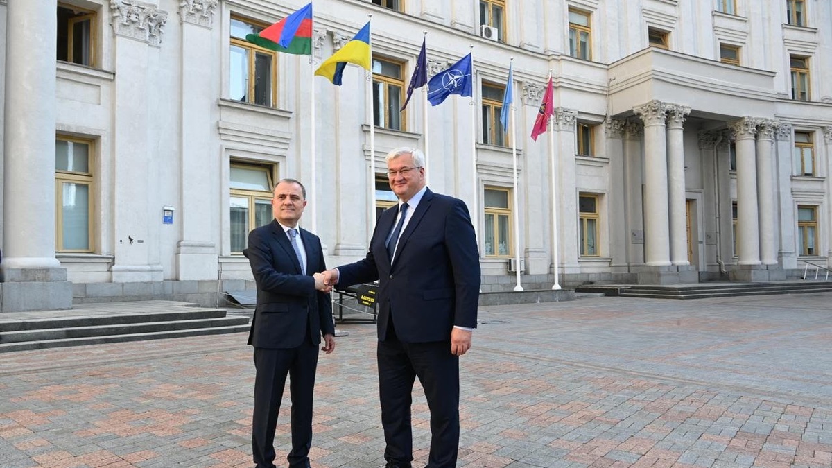 Sybiha: Ukraine aims to restore pre-war bilateral trade volume with Azerbaijan