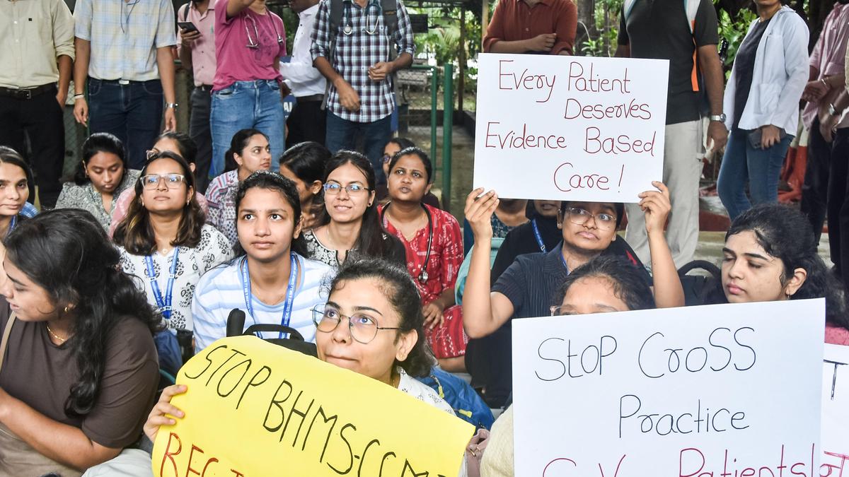 Why doctors are protesting in Maharashtra | Explained