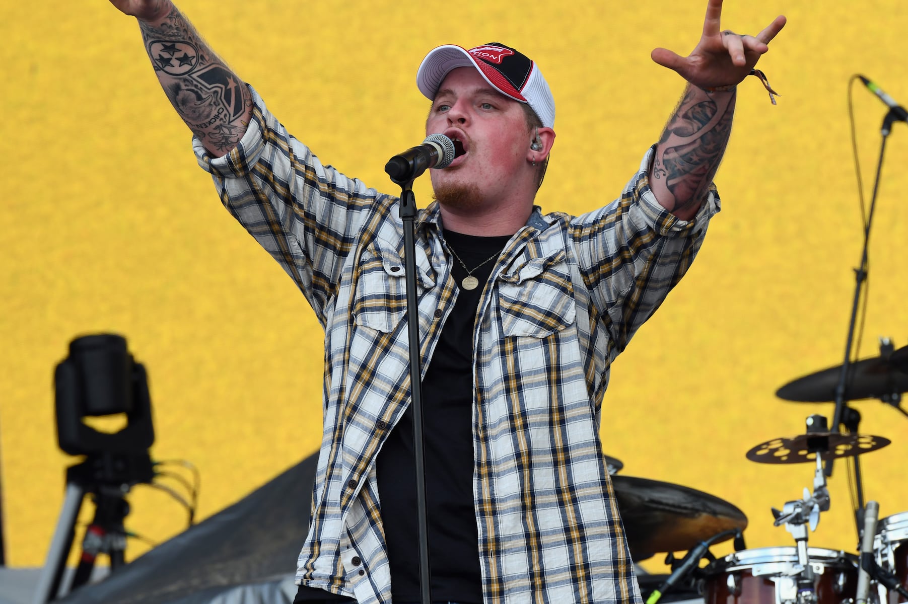 Country artist’s net worth falls to -$10 million after losing lawsuit to teen’s family