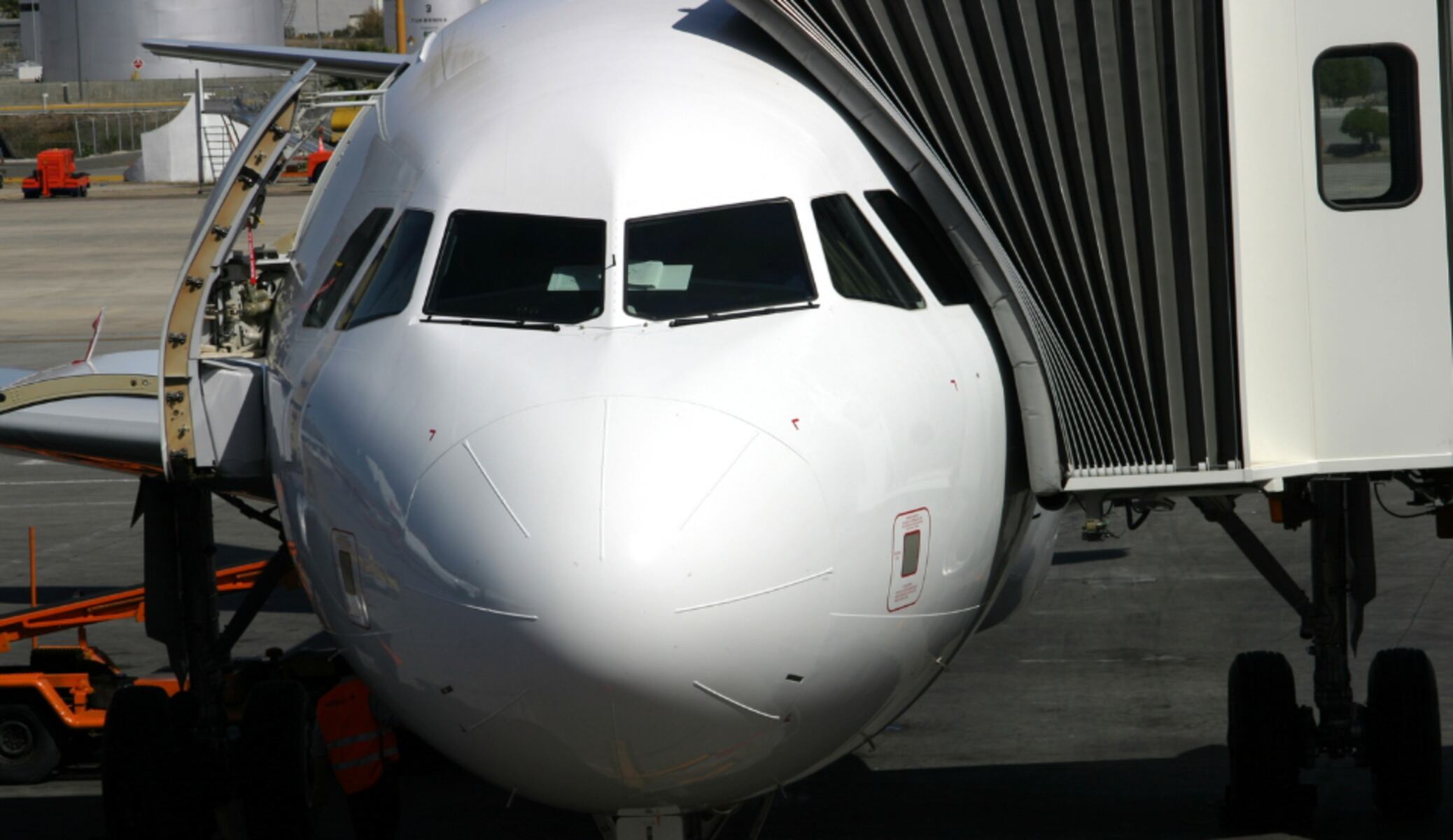 Over 1,579 flights delayed, 128 canceled amid widespread U.S. travel disruptions