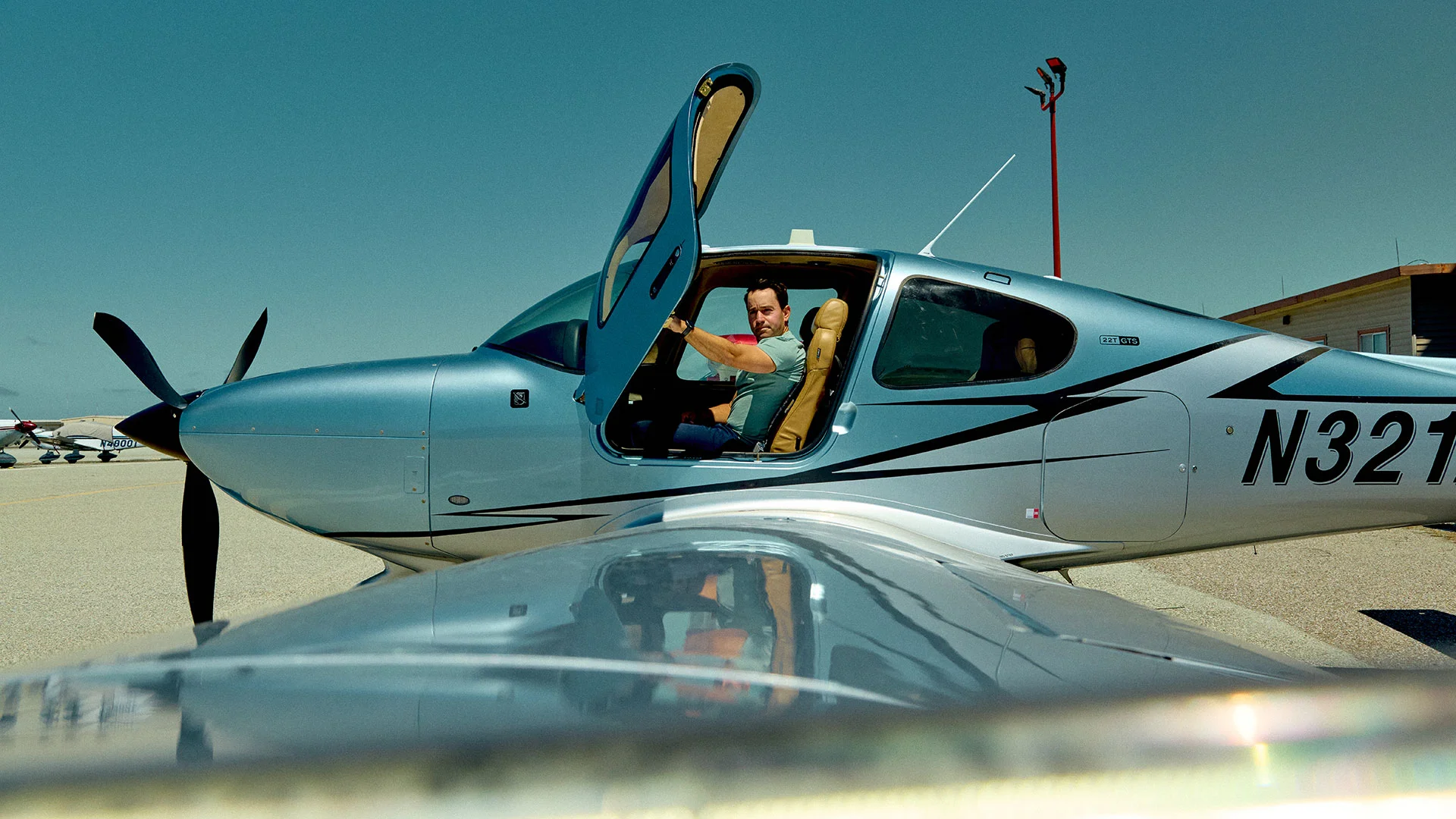 Wheels Up: Why So Many CEOs Become Pilots