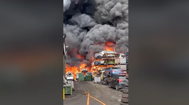 Fire service battles large blaze in Dublin as residents advised to close doors and windows