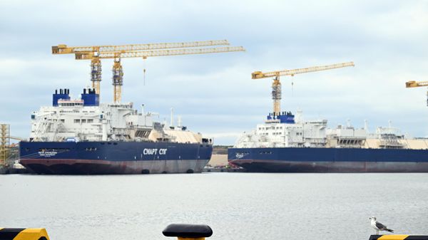 Record Russian LNG Imports Fail to Boost EU Winter Gas Reserves
