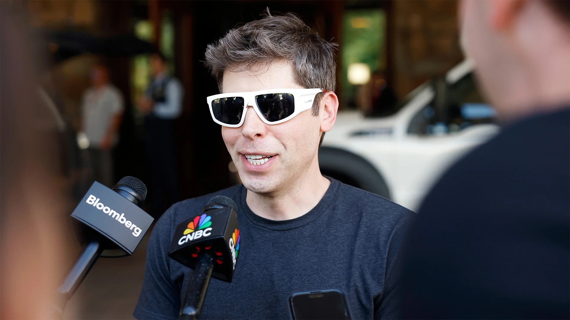 OpenAI’s Creator Retreat Sparked a Backlash. The Bigger Lesson Is About Staging, Not Strategy
