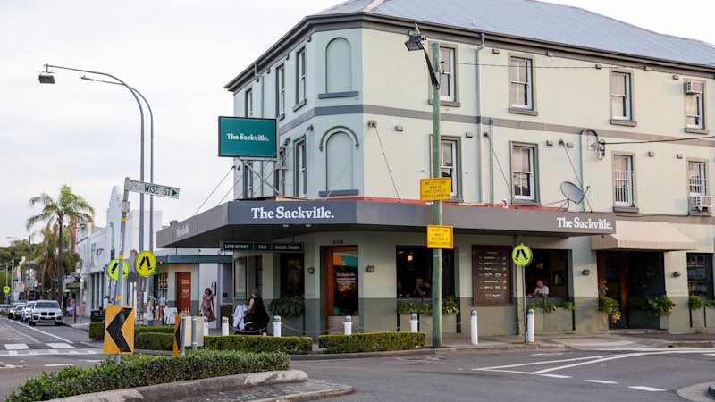 Billionaire hotelier Hemmes pockets another pub, shelling out $50m for Sackville hotel