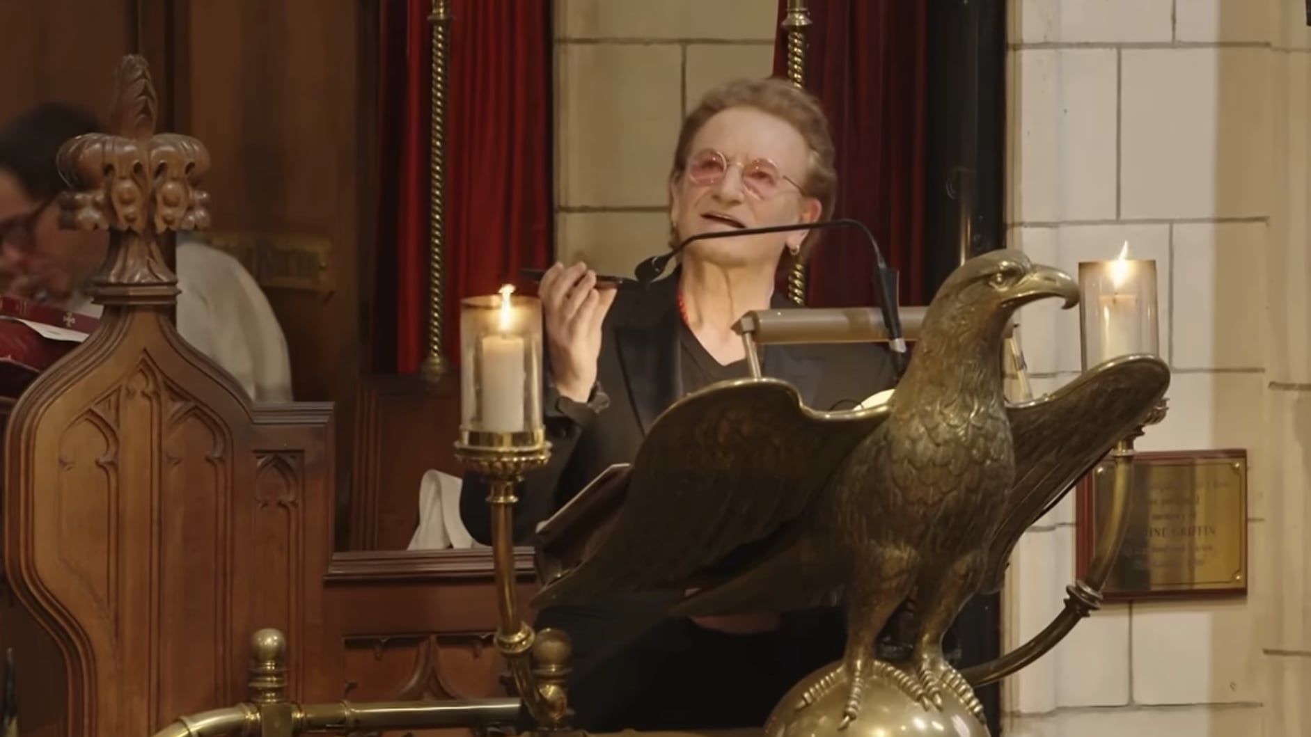 U2 Rewrites ‘Beautiful Day’ as Tribute to Glen Hansard
