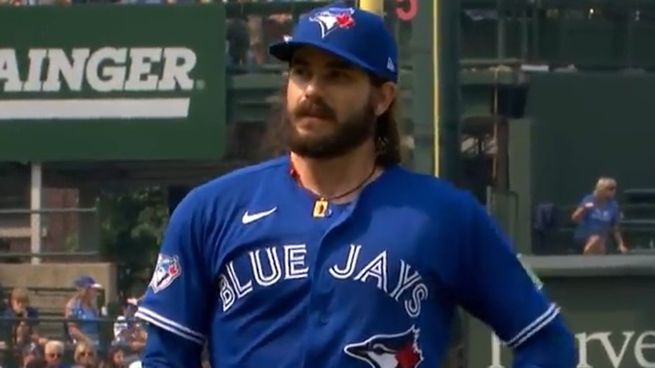 Blue Jays’ Cease strikes out 10 in shutdown outing vs. Cubs