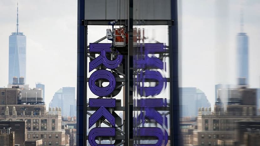 Roku beats quarterly revenue estimates on advertising, subscriptions strength