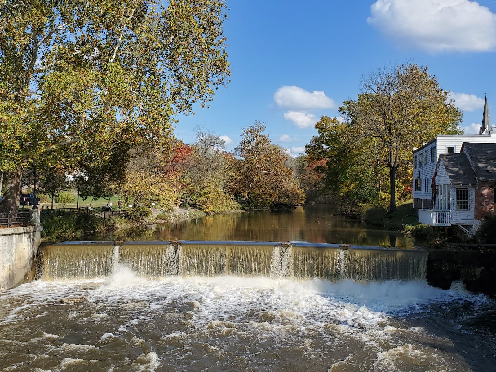 Meet some real Chagrin Falls characters: Valley Views