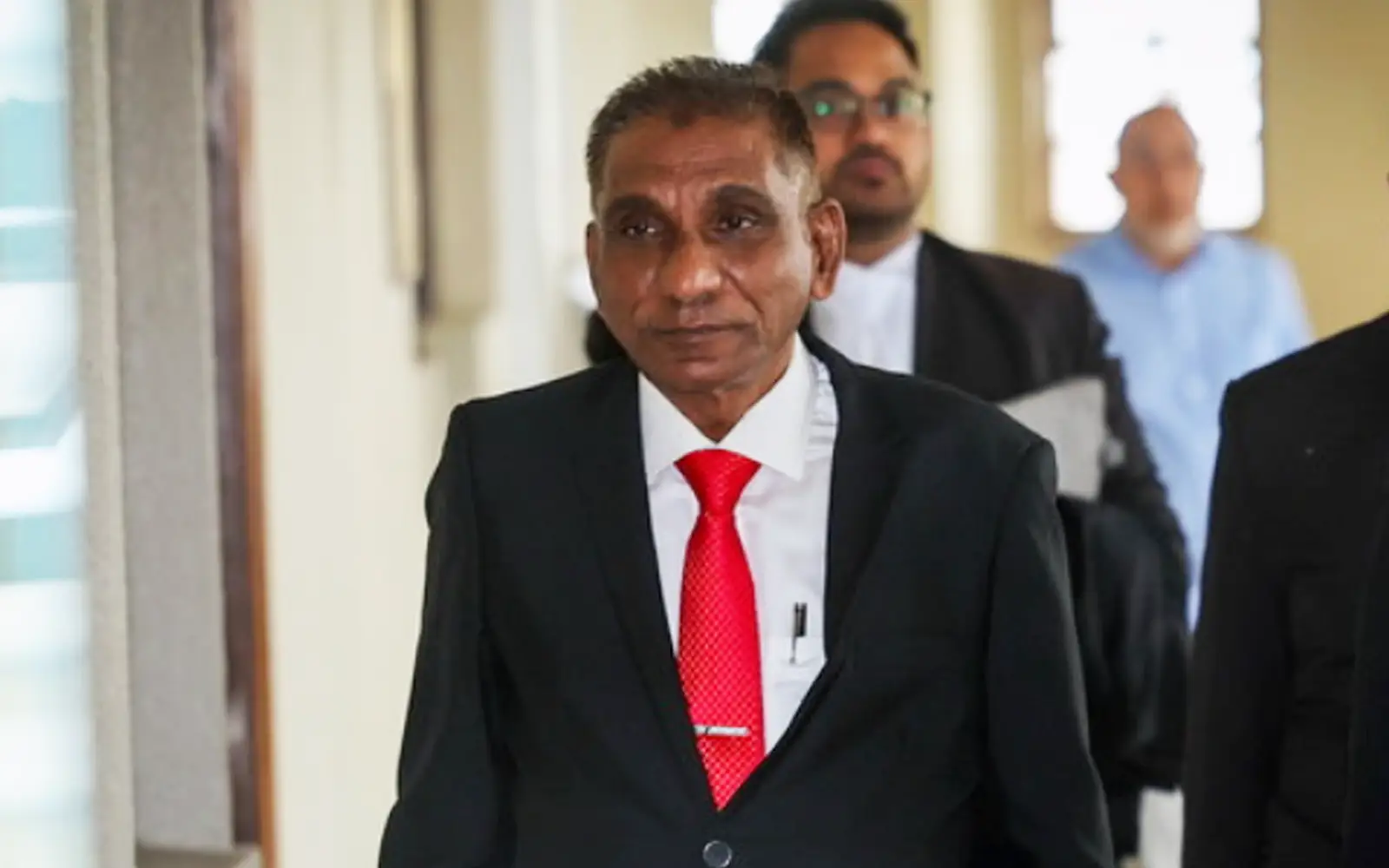 Bekas pengarah 1MDB bantah permohonan Irwan kongsi liabiliti