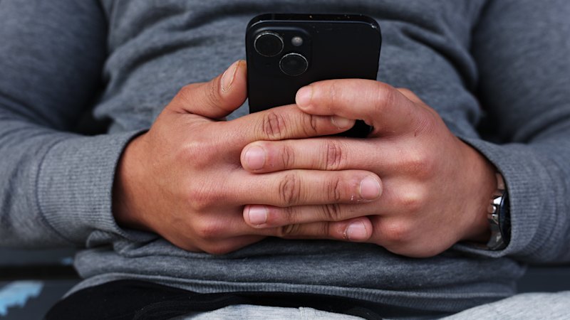 A right to connect? Labor laws empower request for phone at work