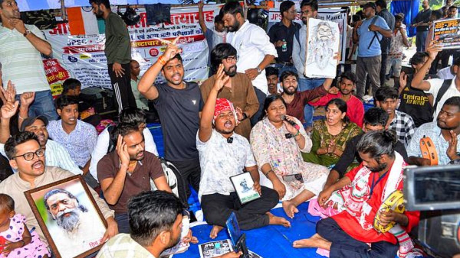 Jharkhand protester leading hunger strike hospitalised; talks with government stall