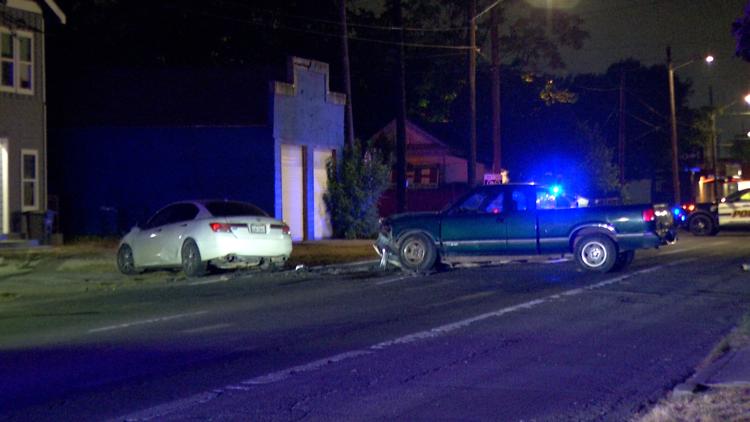 Wrong-way driver arrested after head-on crash near downtown, SAPD says