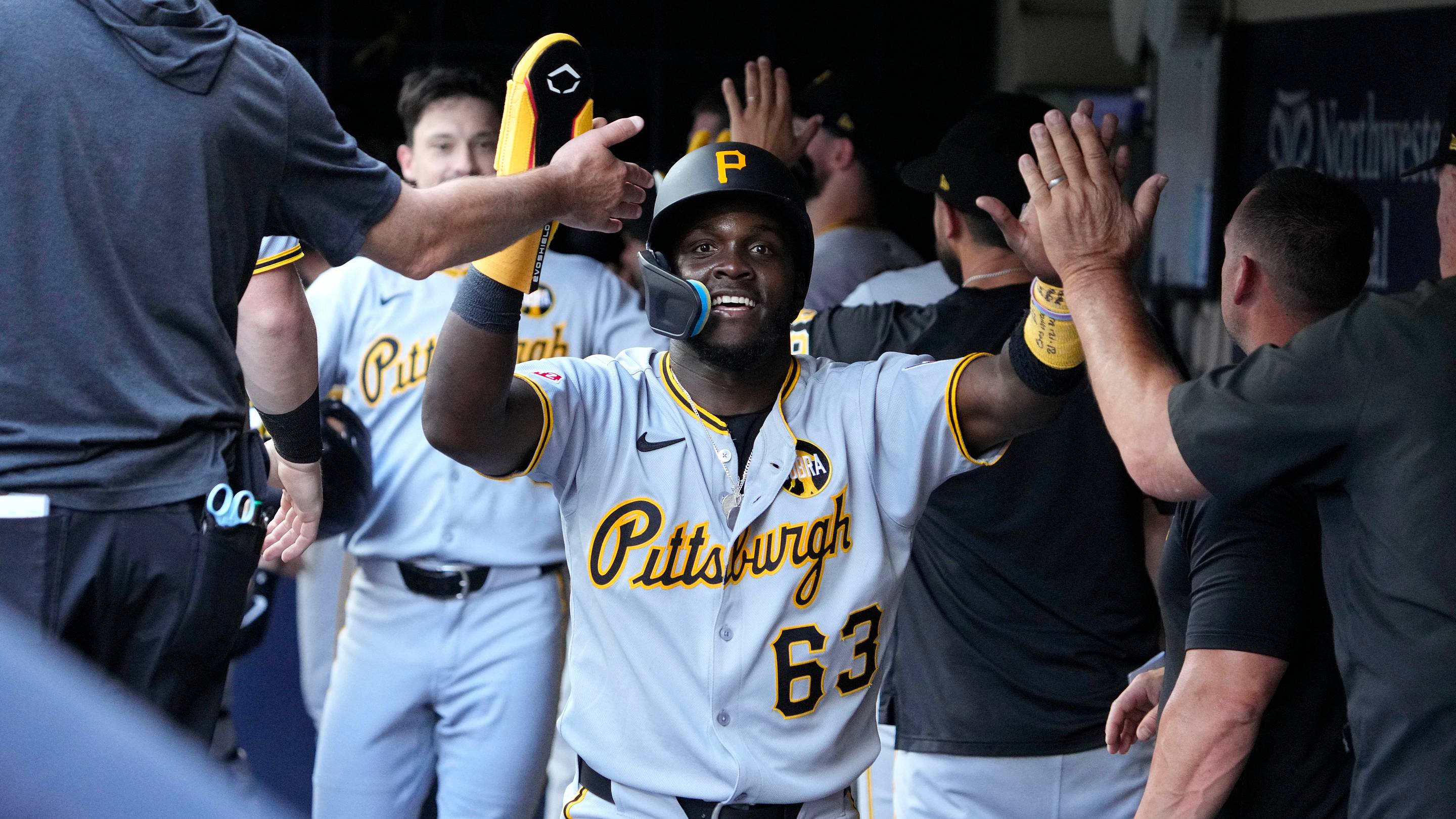 Pirates Make Surprising DH Change Before Mets Series