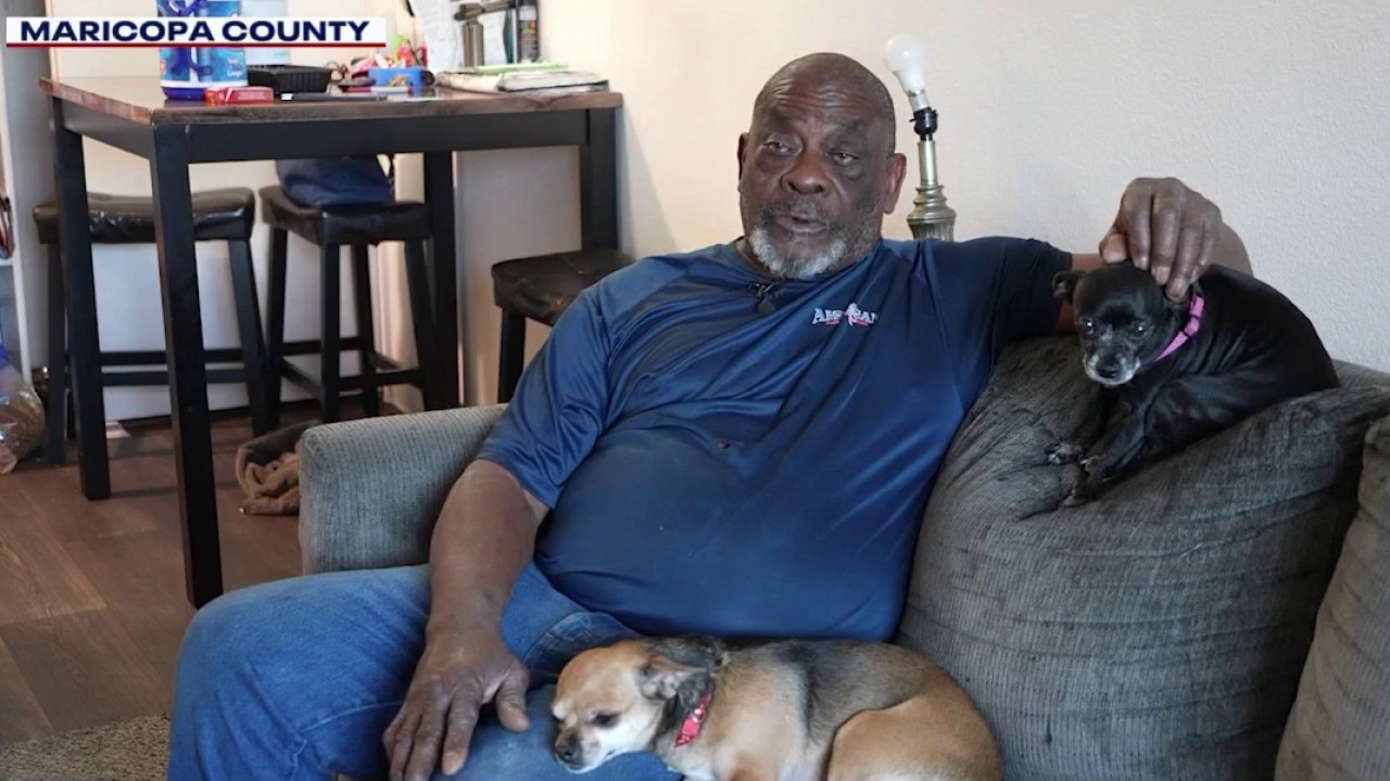 Homeless veteran avoids surrendering senior dogs after Maricopa County shelter steps in