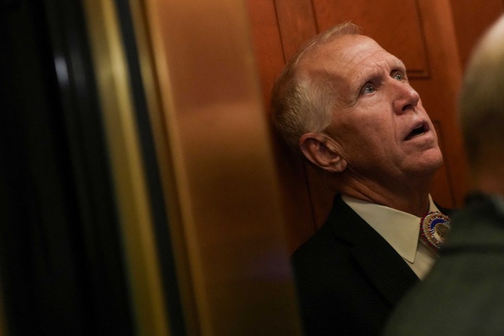 "Are you kidding me?" Ex-GOP operative rips senator's anti-MAGA book after caving to Trump