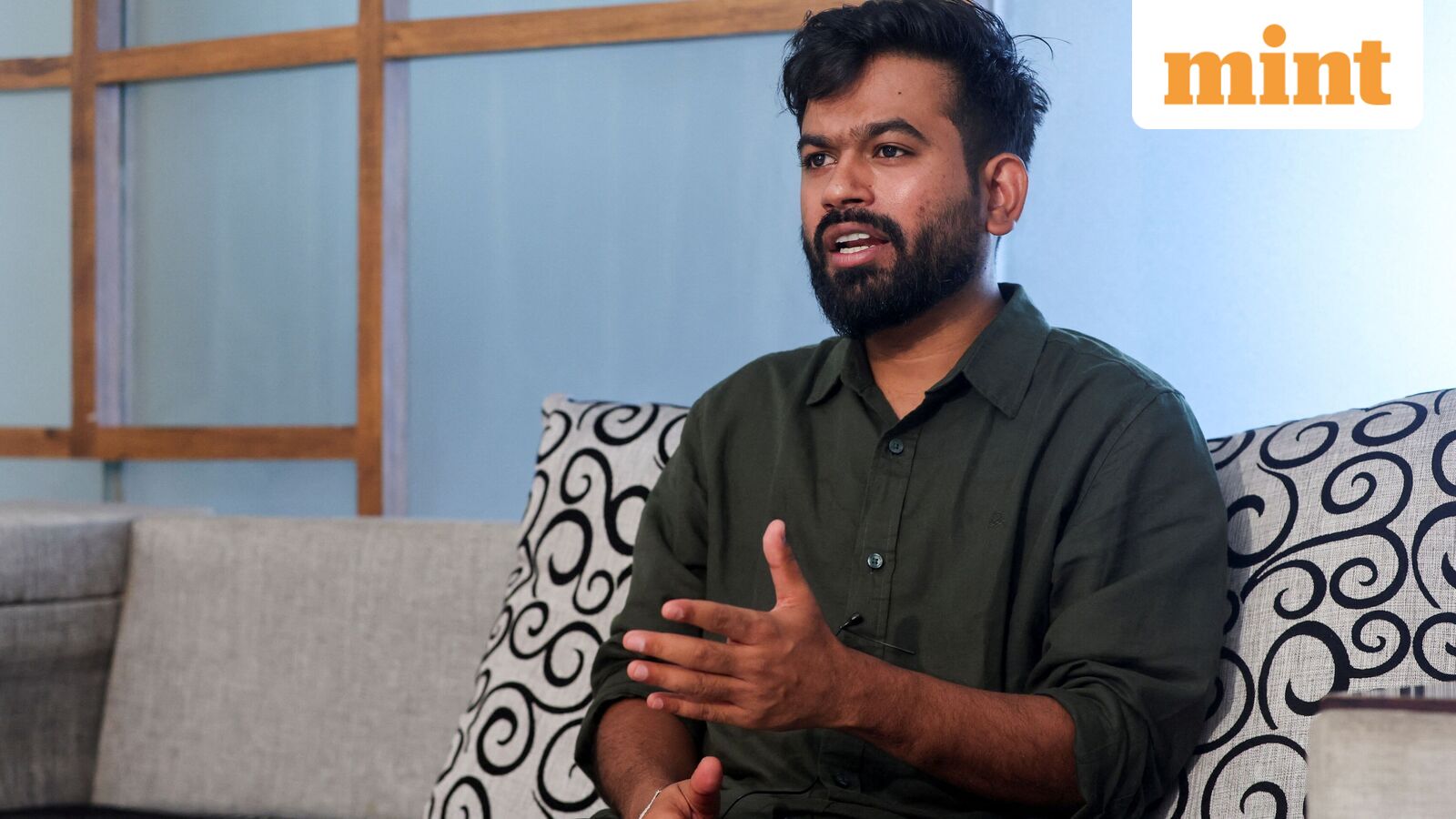Viral Video: Abhijeet Dipke clashes with ‘rude’ police officer at home, says 'You will not tell me whom I should meet'