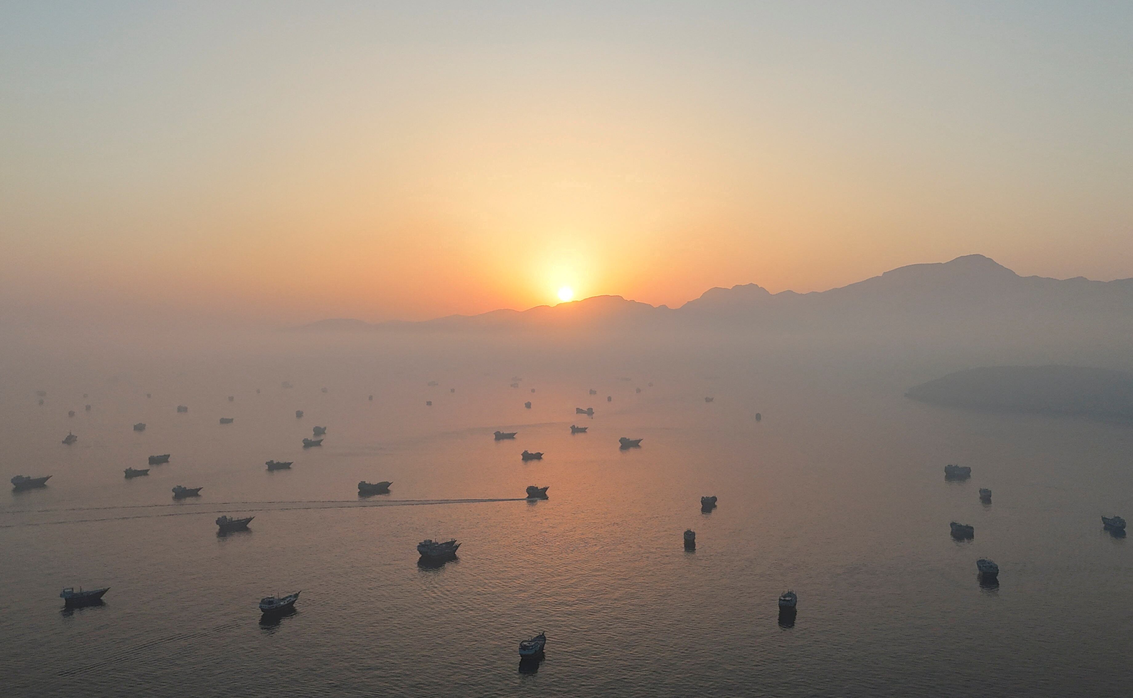 Crews on hundreds of ships in the Persian Gulf stuck at sea, many in dire conditions