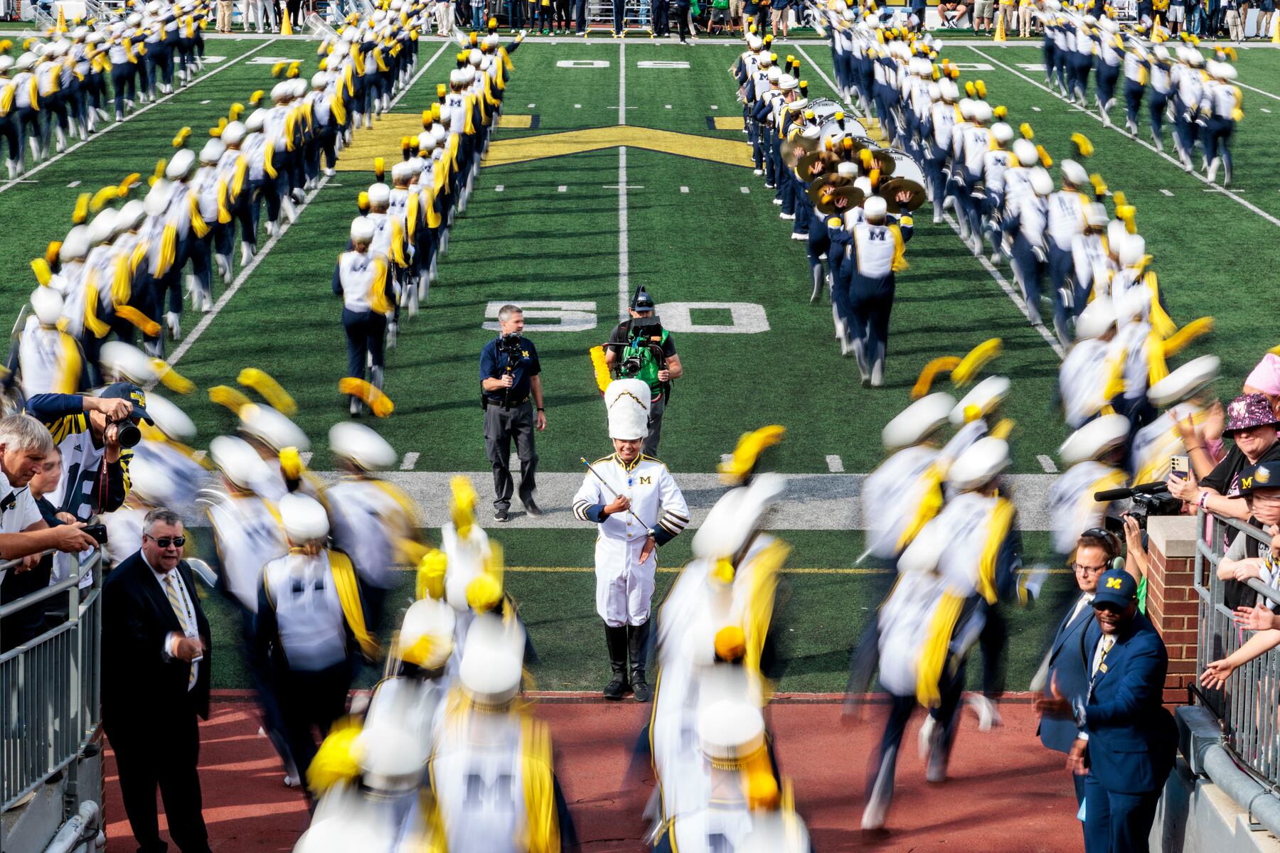 5 takeaways from scam allegations against Michigan, Morgan Wallen memorabilia seller