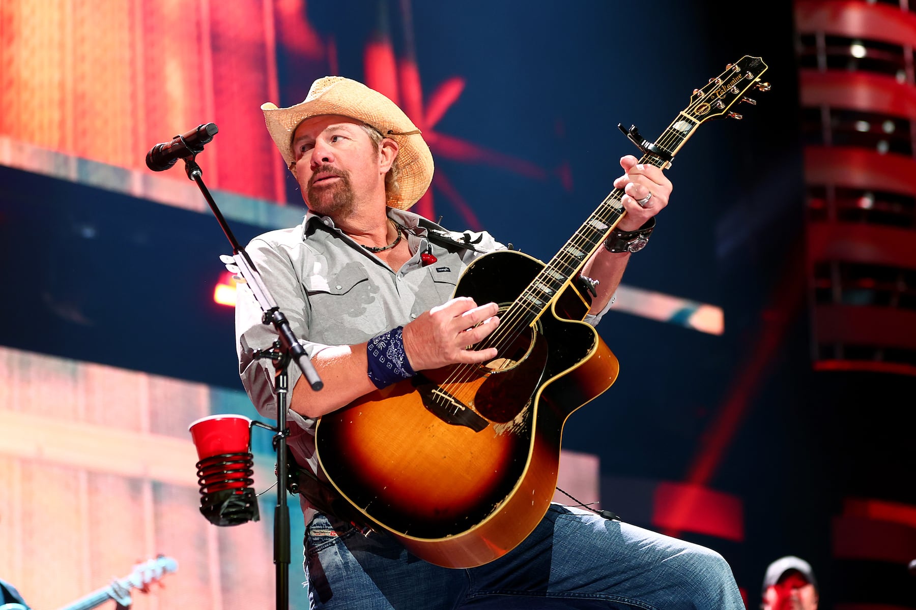 Toby Keith left behind a massive fortune when he died. Here’s what happened to it