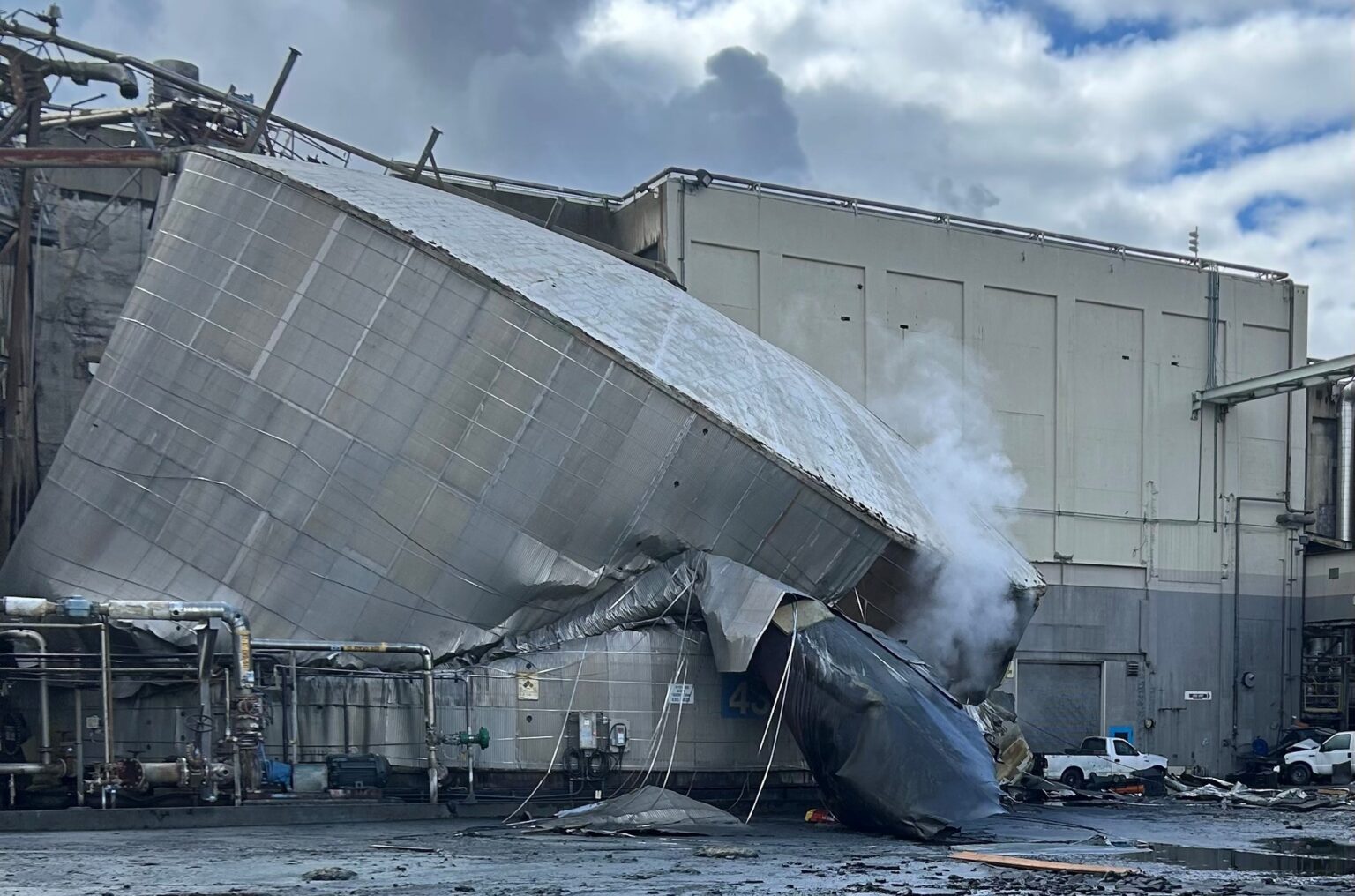 Longview mill implosion: Caustic white liquor falls through regulatory gaps