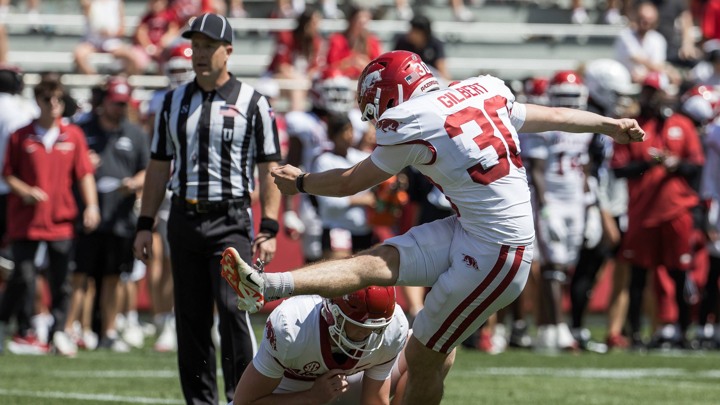 Decision To Come To Arkansas Was a 'No-Brainer' for Max Gilbert