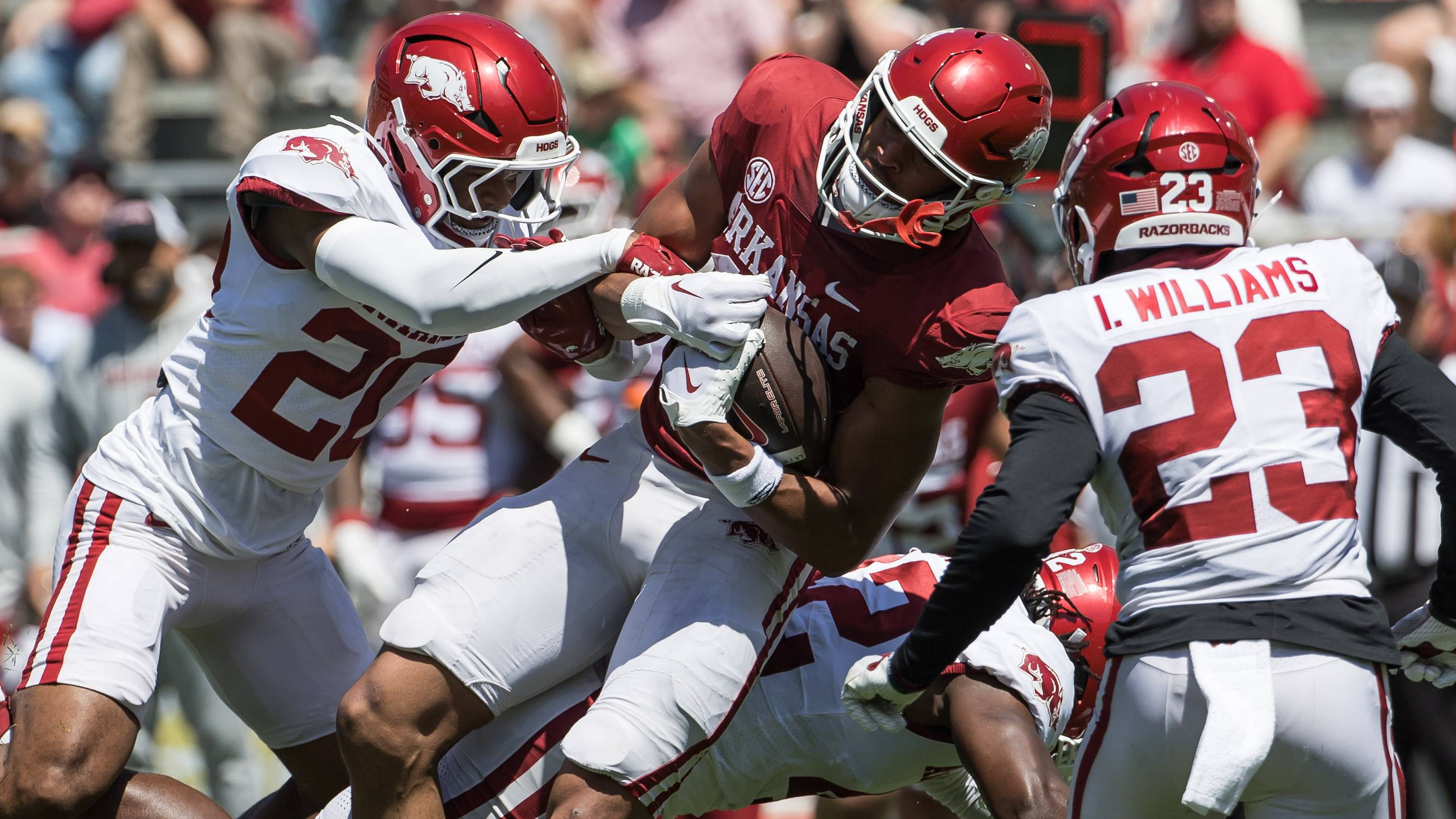 Lunsford Sees Silverfield's Toughness Taking Root Across Razorbacks Program