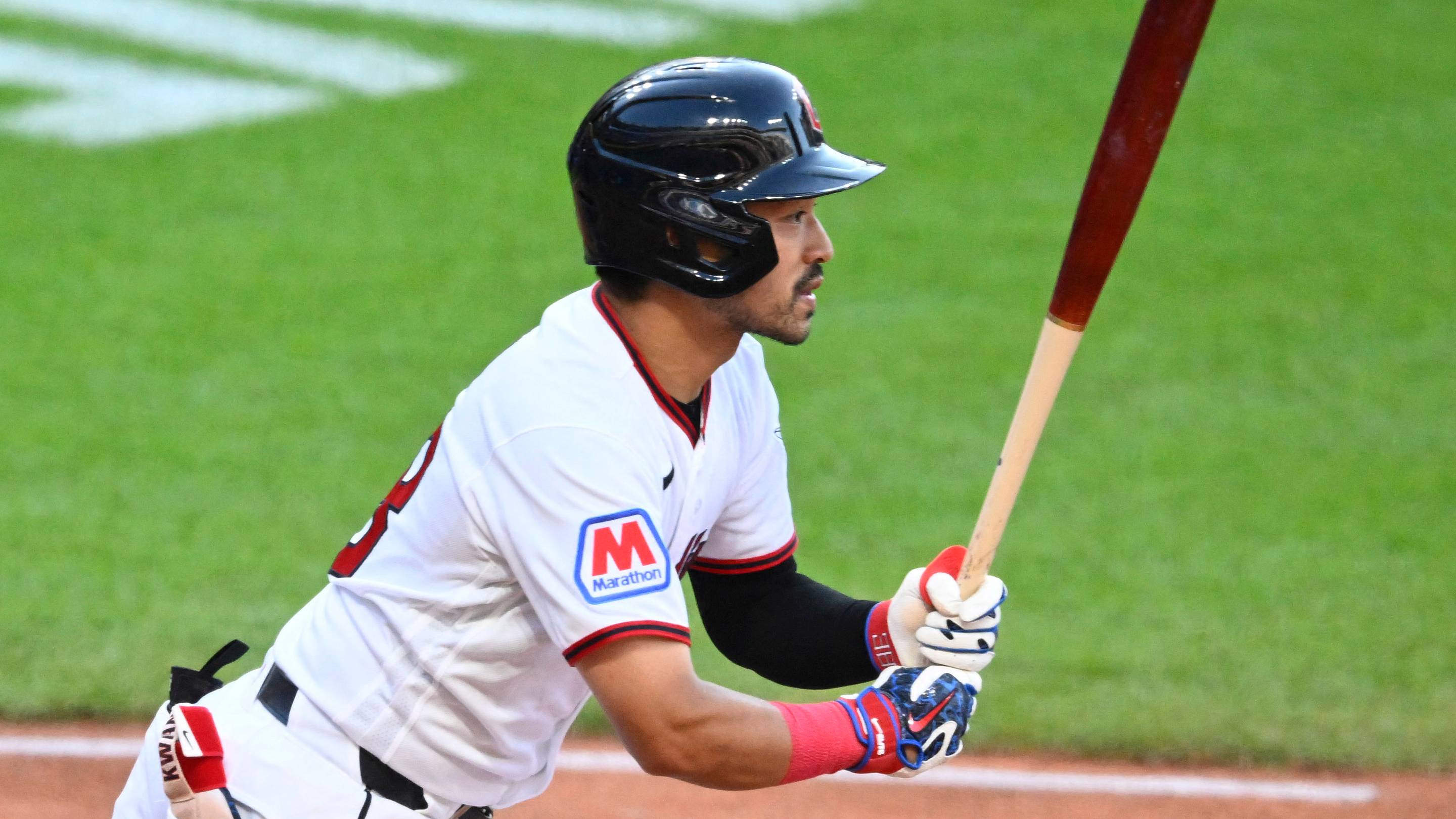 Steven Kwan Leads Guardians Past White Sox as Hot Streak Continues