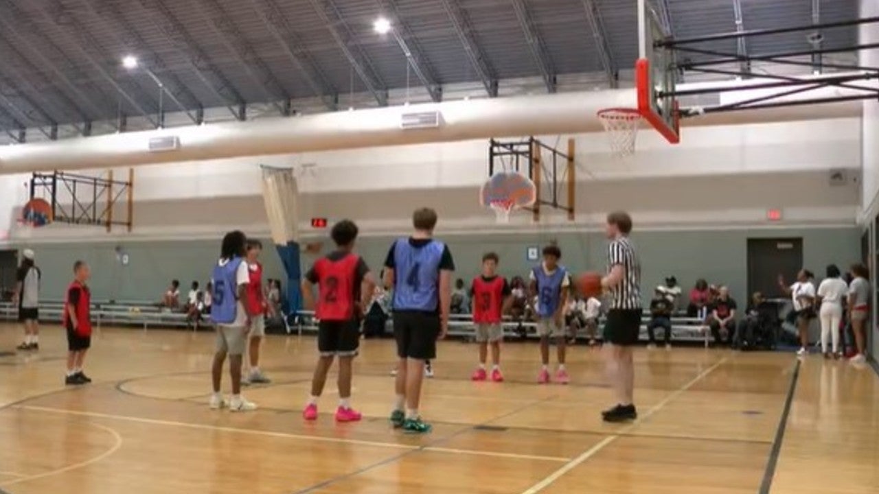 Behind prison walls, incarcerated men organize basketball event for youth impacted by incarceration