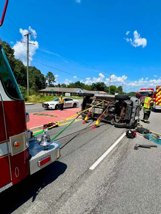 Driver rescued and flown to hospital after Gloucester Point crash