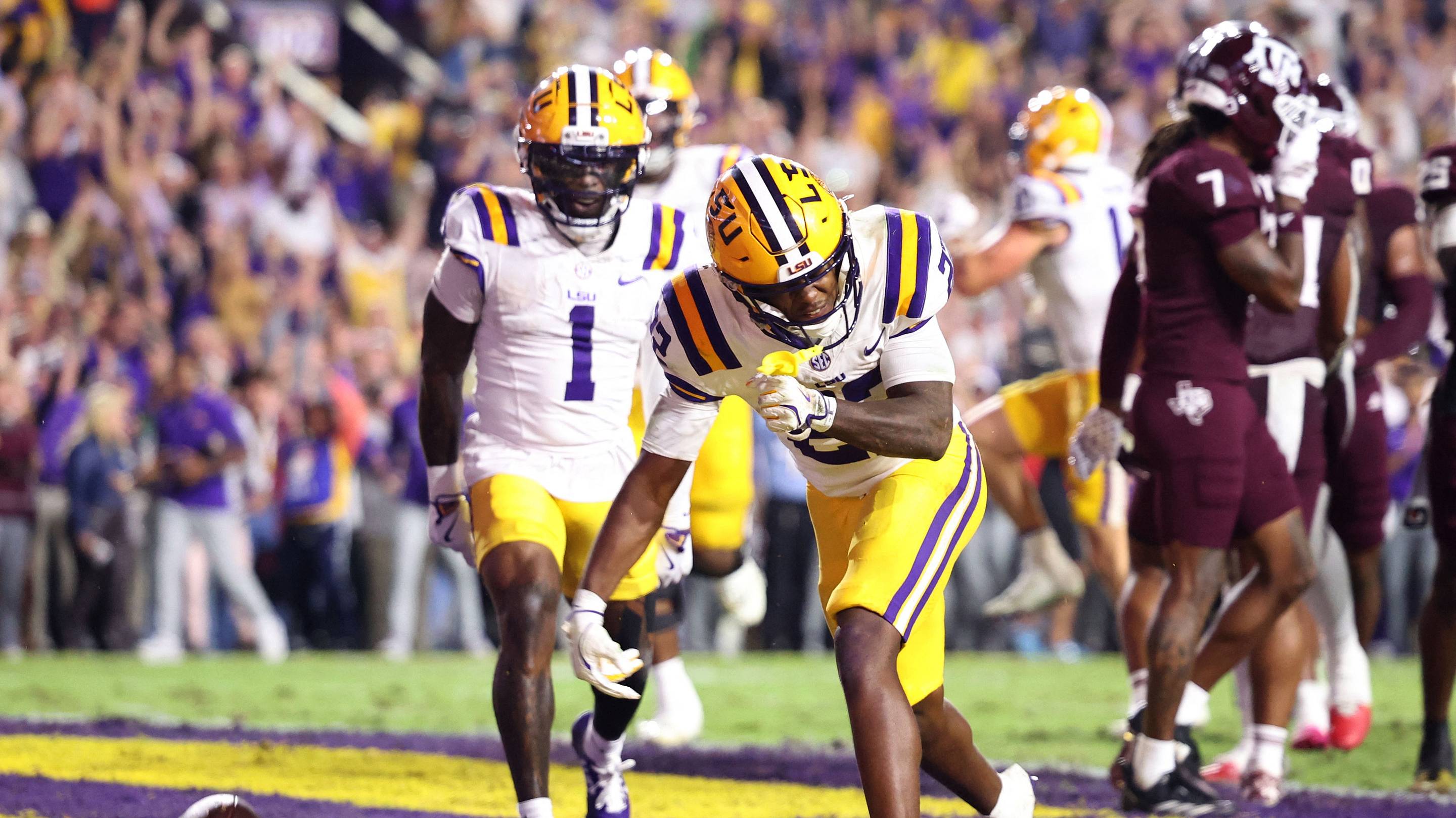 Four Ways LSU Can Win the SEC This Season