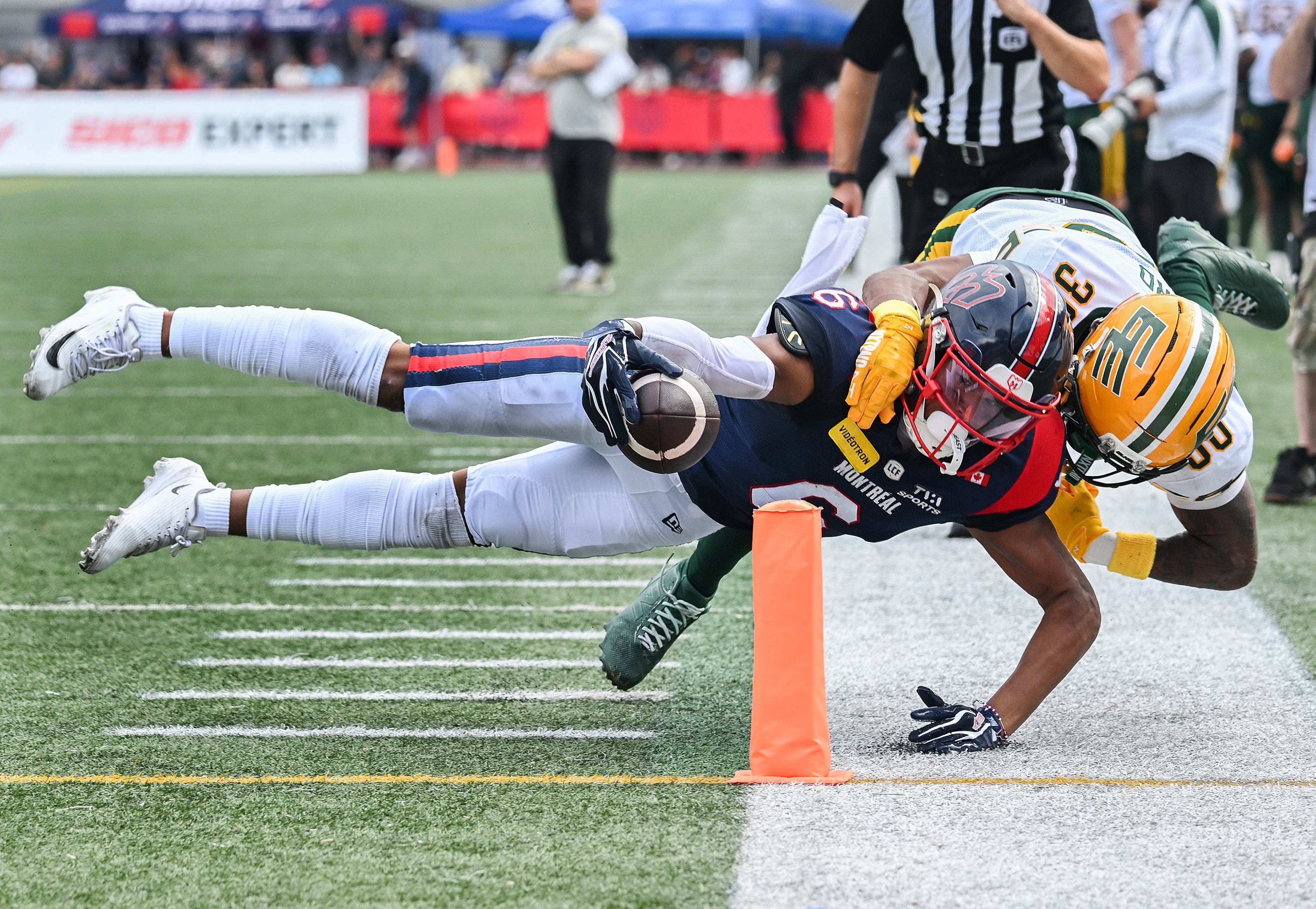 Alexander, Philpot lift Alouettes to dominant win over Elks