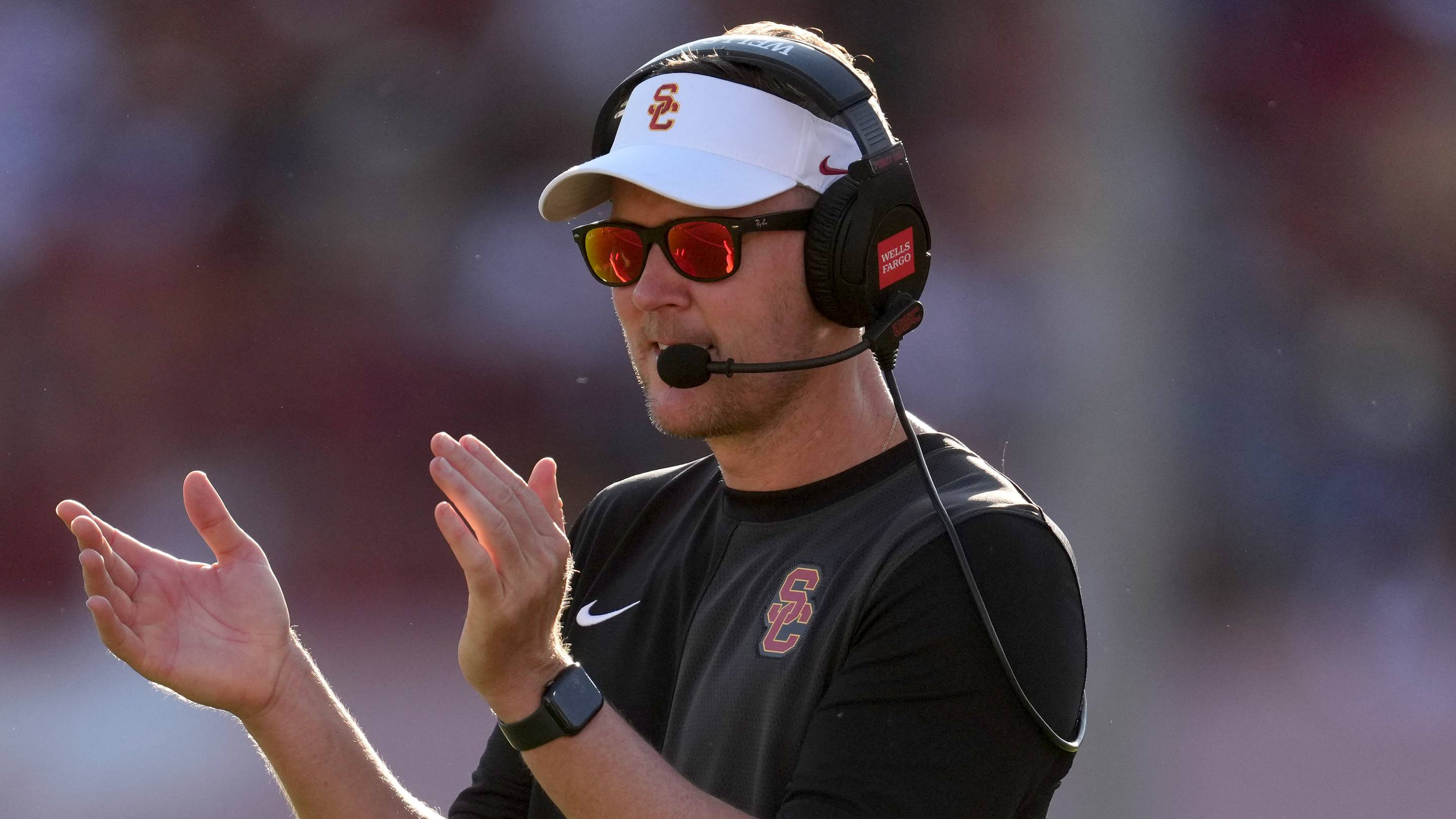 USC Battling Oregon for Four-Star Quarterback Recruiting Target