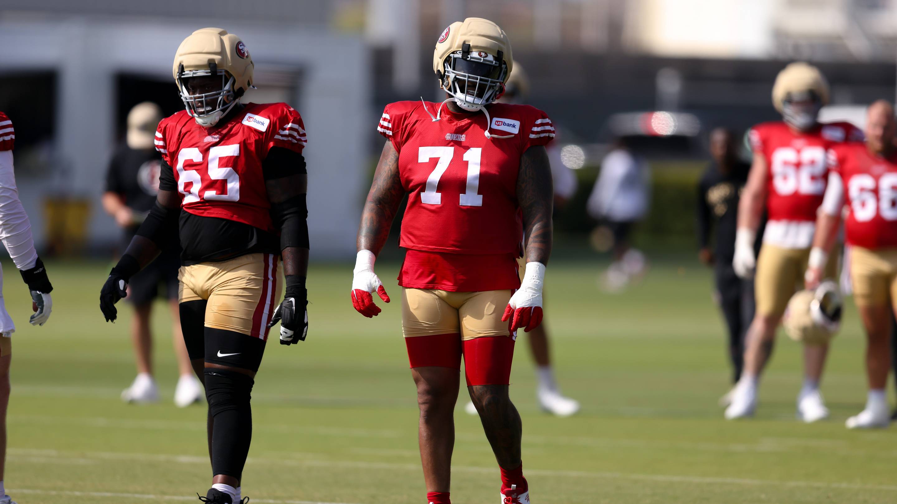 Dominick Puni Sounds Off on 49ers LT Trent Williams’ Longevity