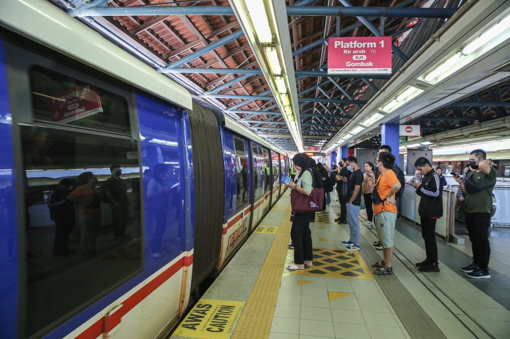 Prasarana to run 24-hour public transport services for National Day, says Fahmi