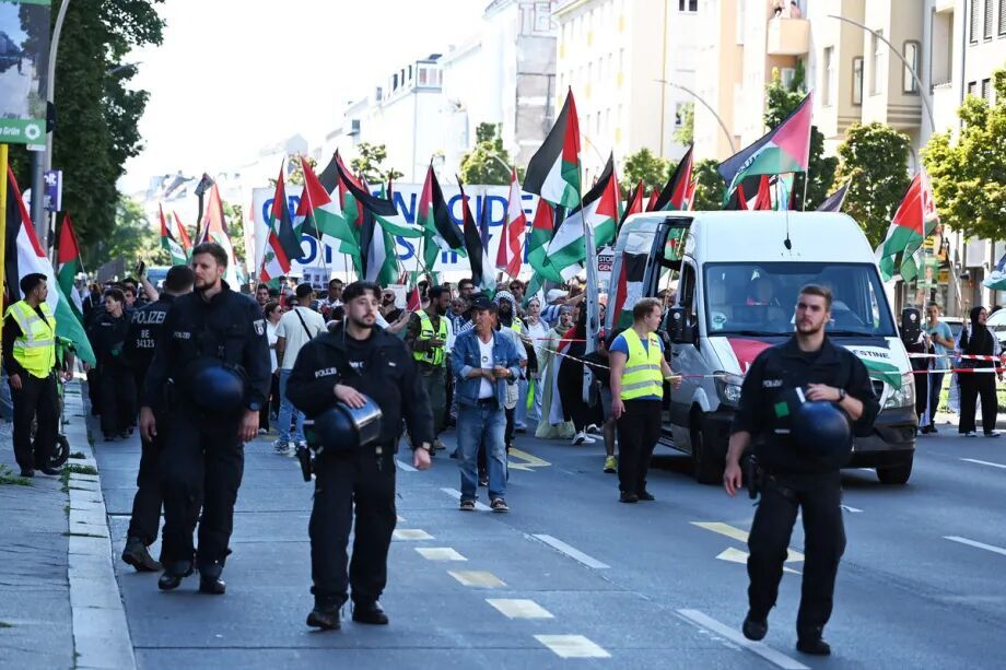 German people condemn Israeli regime’s crimes