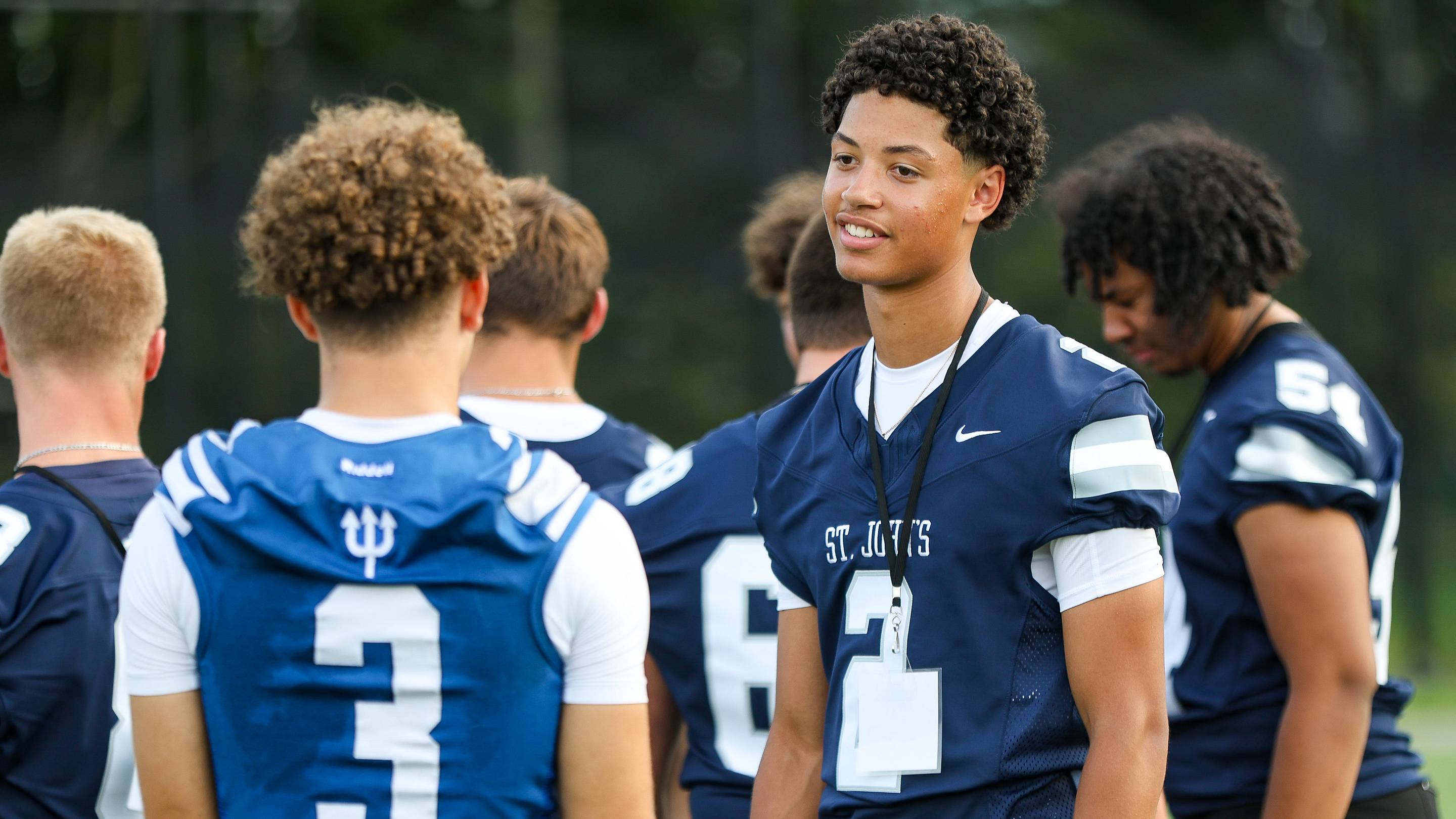 College Football’s No. 1 QB Recruit Makes Decision That Shakes Up Two Major Programs