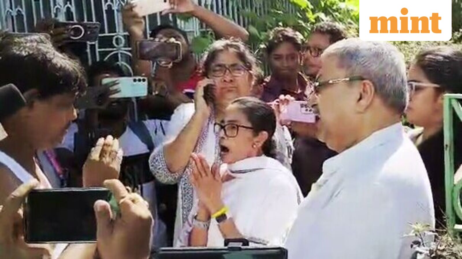 Mamata Banerjee faces ‘Chor’ chant, mud-hurling protest in Kolkata: ‘Could've been killed’; BJP refutes role in ‘attack’