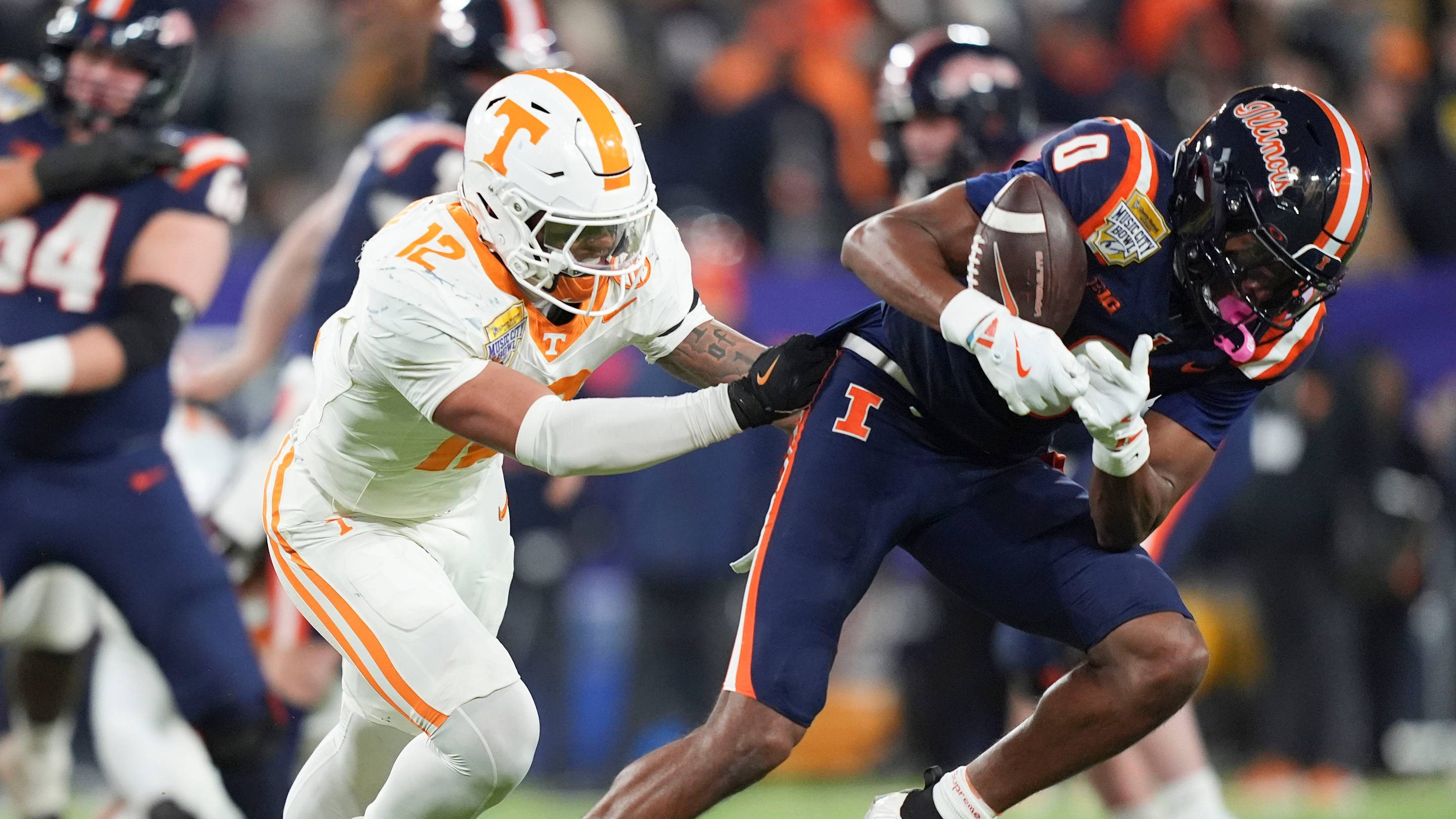 Three Tennessee Linebackers Who Will Need to Step Up Following Jaedon Harmon's Injury