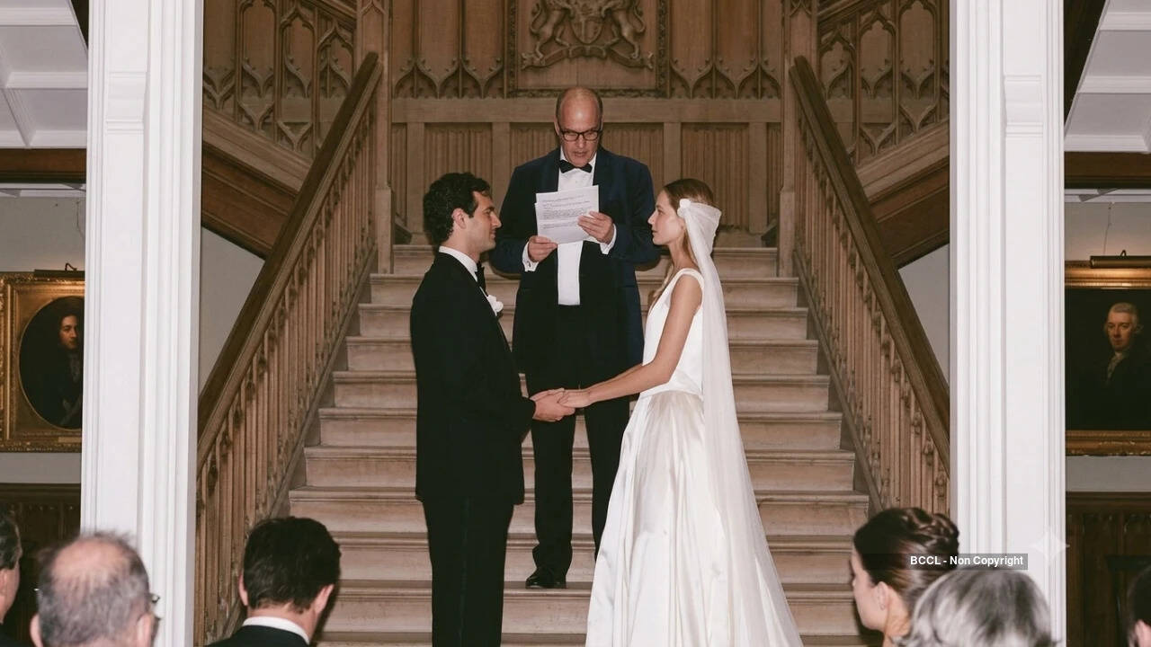 Serena Wardell marries at ancestral Irish castle with silk flowers