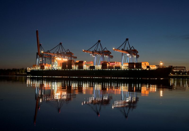 German trade deficit with China grows as Beijing relies less on European industry