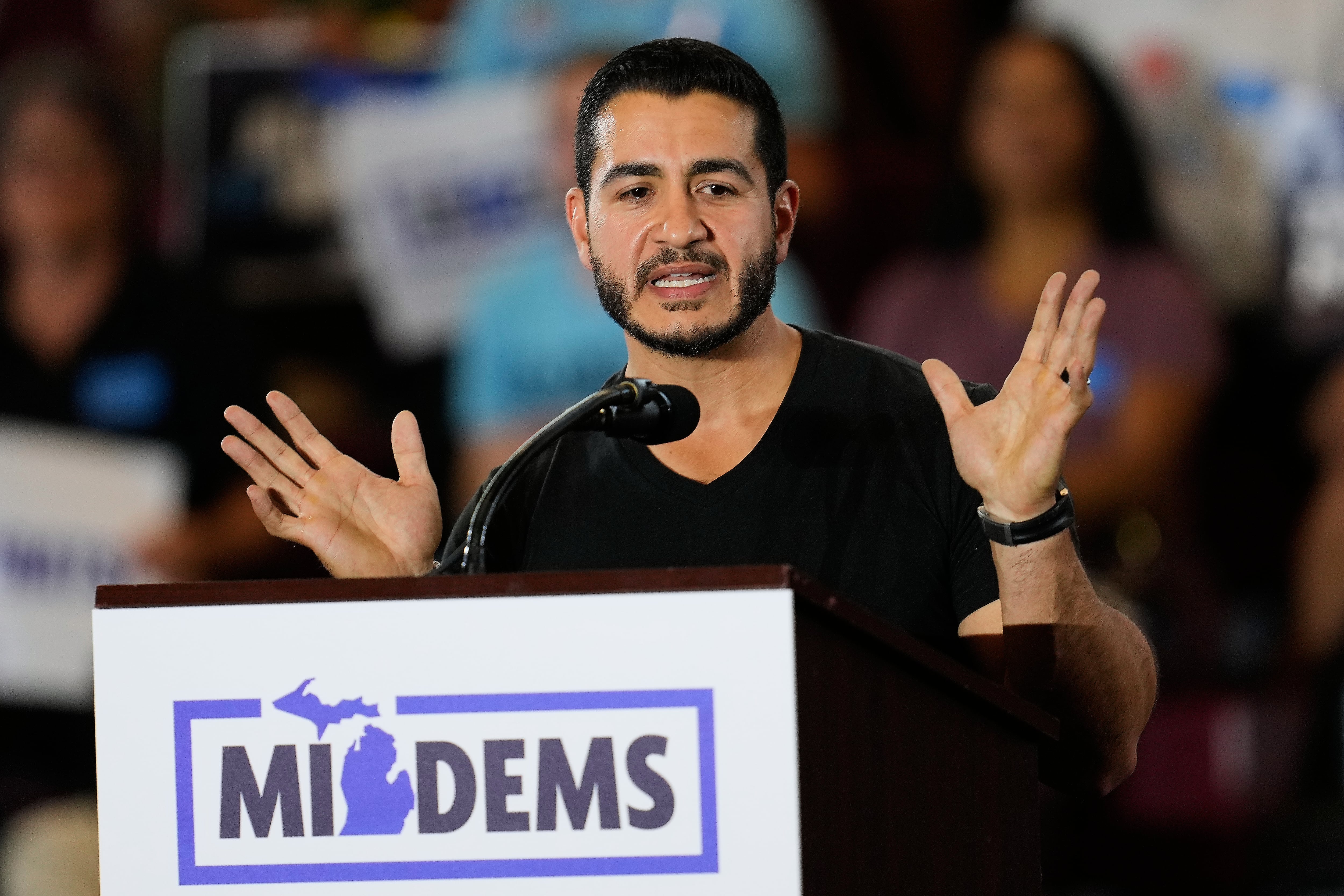 Surprise nominees, candidate scandals scramble the battle for Congress