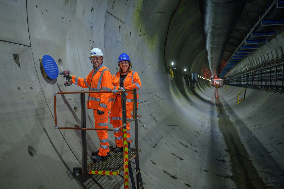 Why a blue plaque has been installed underground along the HS2 line