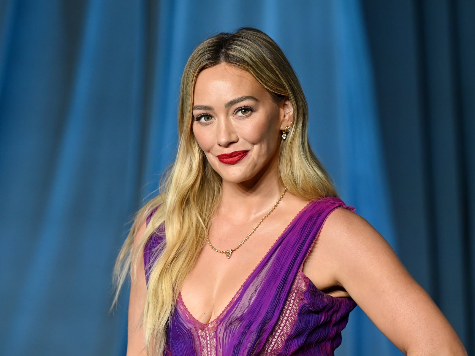 Popular singer’s past relationship with a 25-year-old when she was 16 is catching heat again