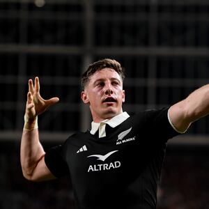 Cam Roigard out of All Blacks squad for Sharks match