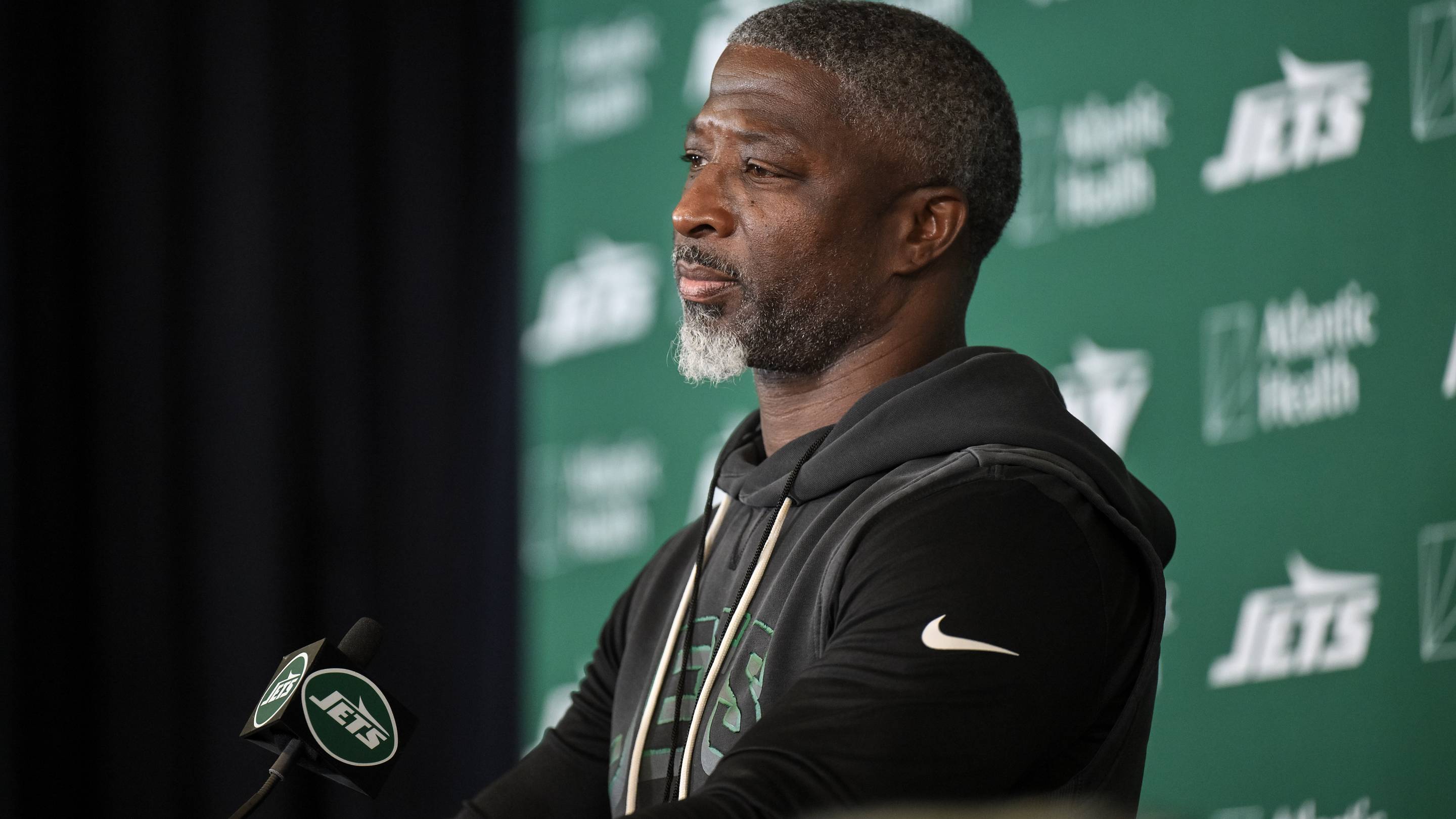 Jets Miss Out on Perfect Opportunity to Bolster OL Depth Before Preseason
