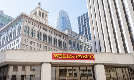 Wells Fargo Brings the Stablecoin Fight Inside the Bank