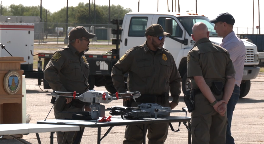 Heat-sensing drones help find screwworms on the border