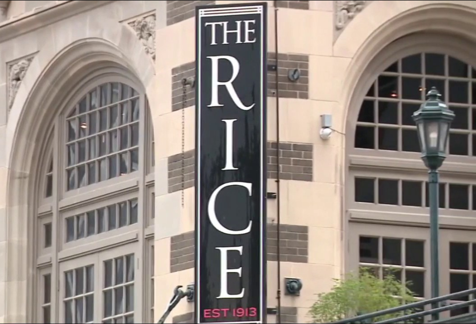 Popular Houston wedding venue suddenly closes, leaving couples scrambling